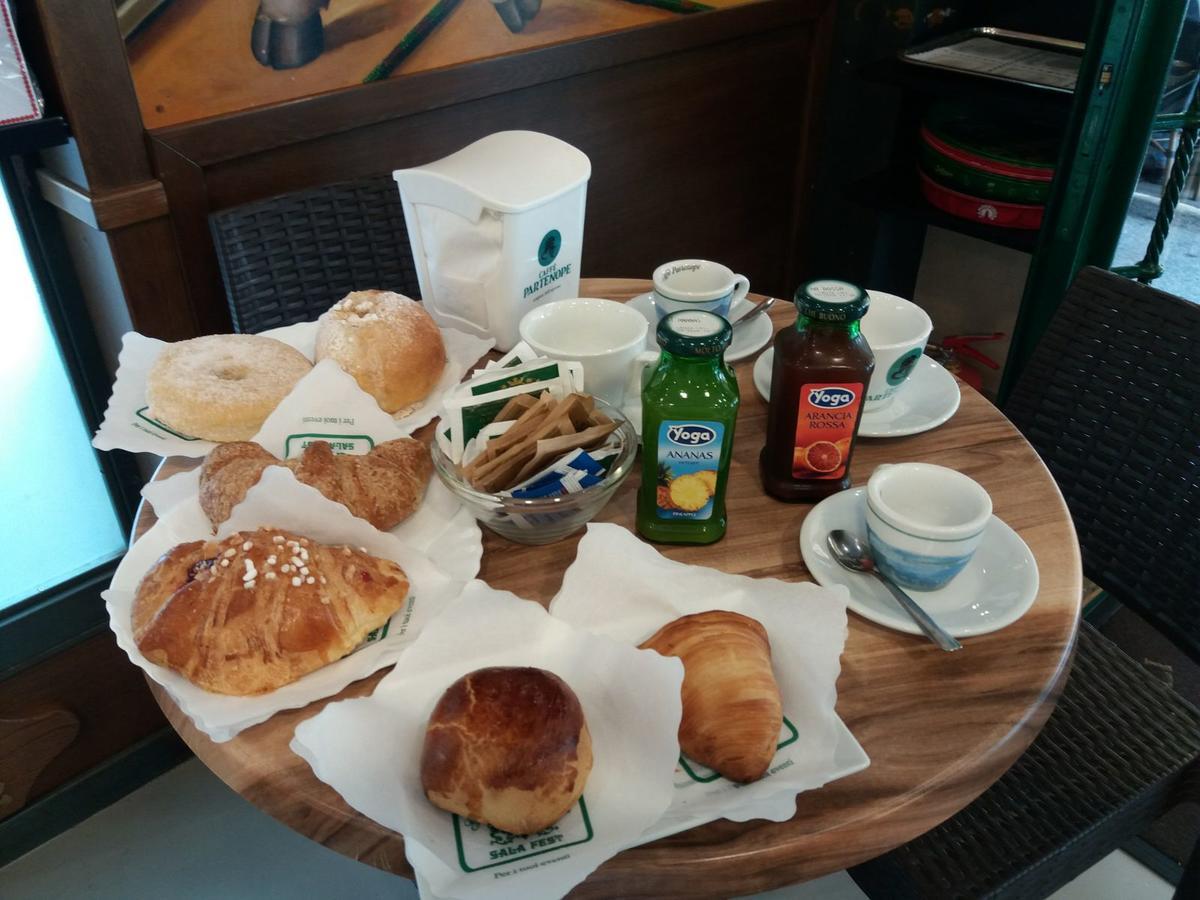 B&B Italia Napoli Extérieur photo